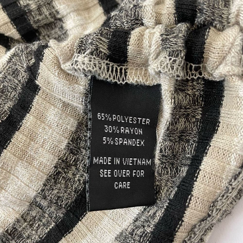 BCX| Large| Open back| Stretch| Soft| Striped - Picture 7 of 11